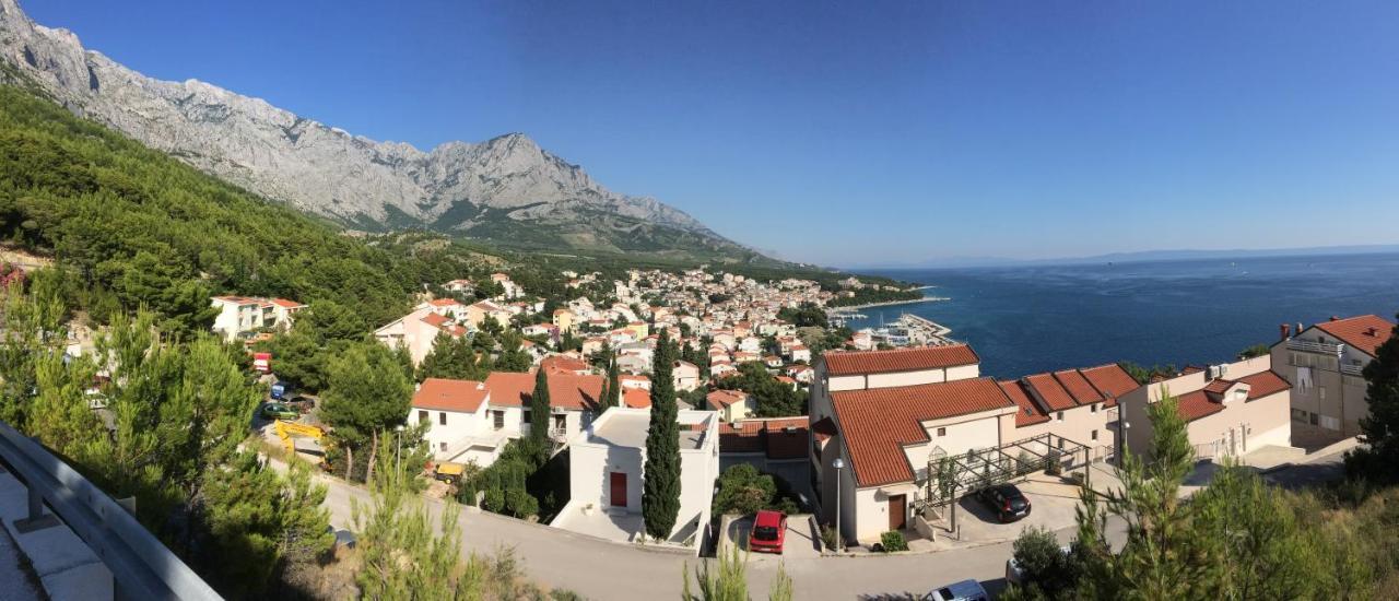Hotel Pansion Knezovic à Baška Voda Extérieur photo