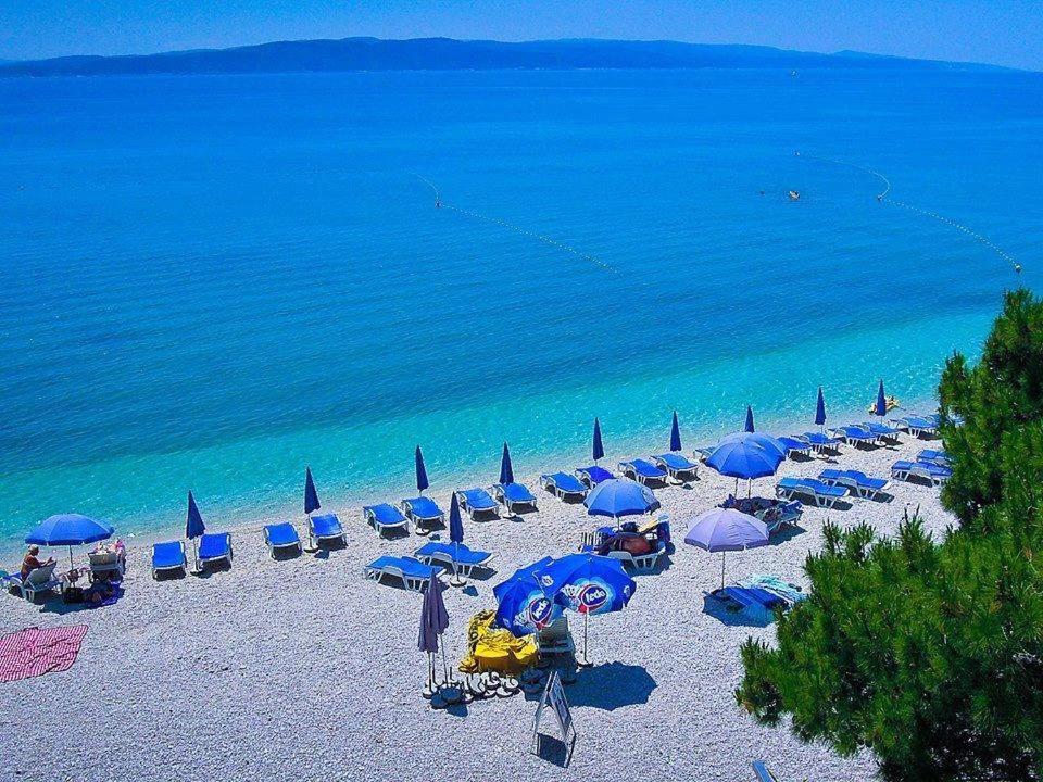 Hotel Pansion Knezovic à Baška Voda Extérieur photo